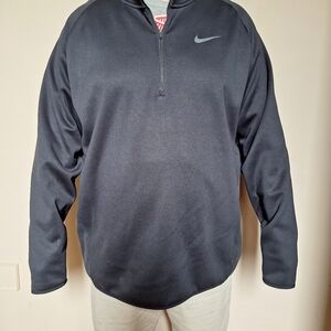 Nike Men's Black Therma Fit Sweater